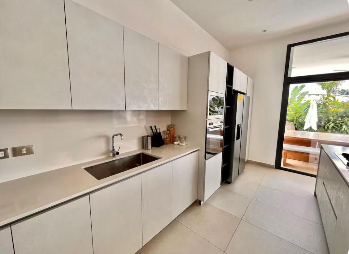 5 Bedroom Villa With Daily Housekeeping Las Terrenas Bagian luar foto